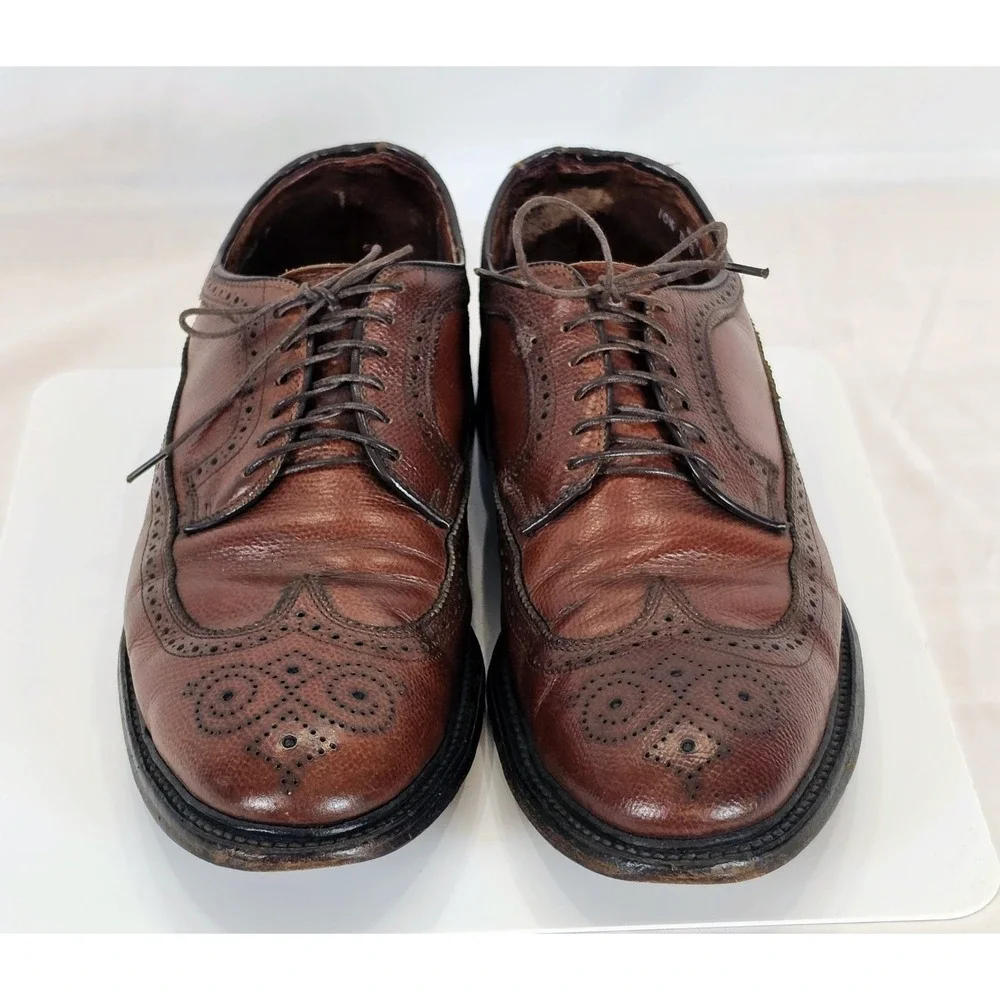 Vintage Men's Brown Leather Wingtip Oxford Dress Shoes Goodyear Welt Size 10.5 D